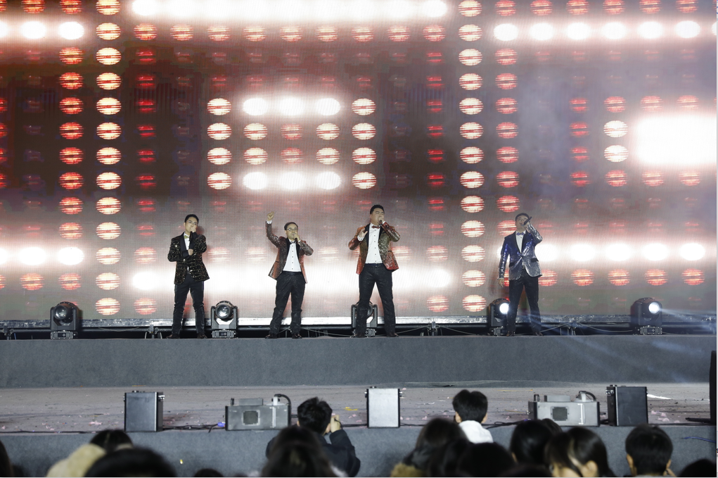 95d0720080d4447681ba7f31ed9f077e